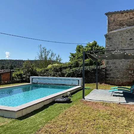 La Maison Bleue Du Plot * Ailhon